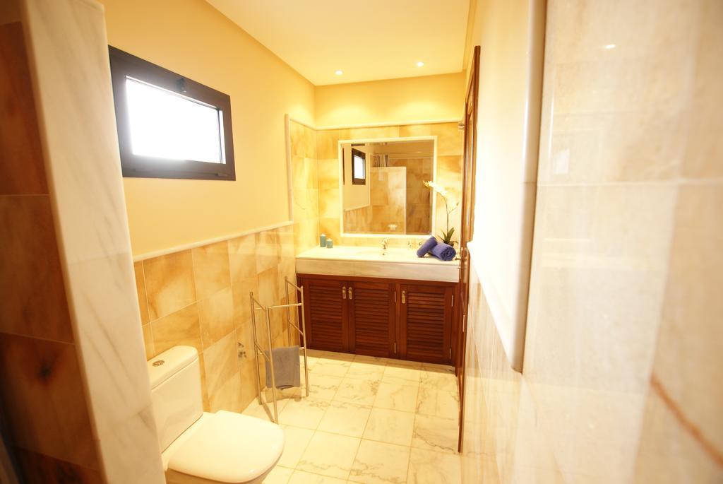 Villa Alejandro Playa Blanca  Chambre photo